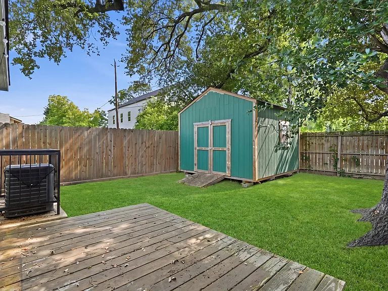 1010 Clinton Park St #A — Photo 17