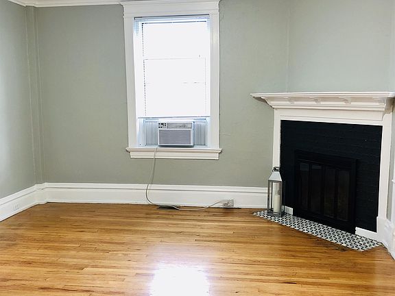 5th image of 3817 Baltimore Ave