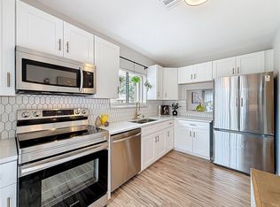 2300 NW 37th Ave, Coconut Creek, FL 33066