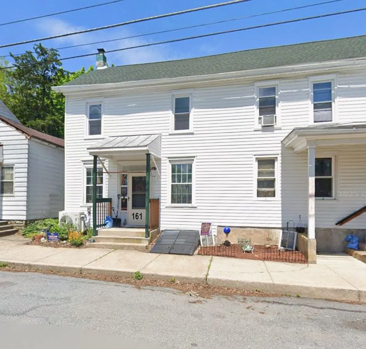 2 bed, 1000 sqft, $1,600 — Photo 2
