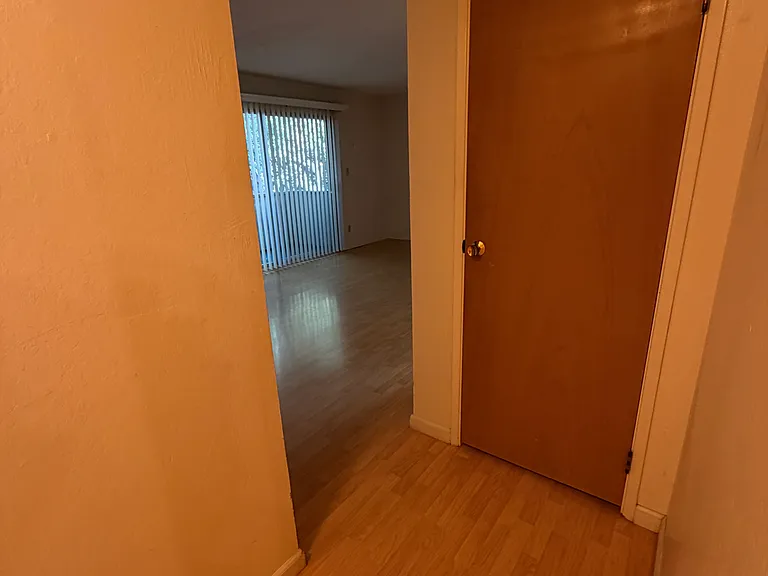 407 Cornell Ave #3 — Photo 6