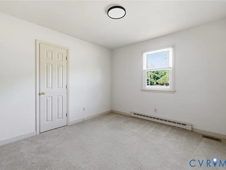 15219 Spruce Ave — Photo 12