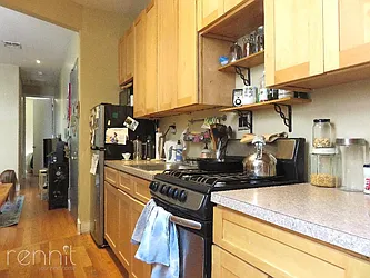 Rented by Rennit Inc.