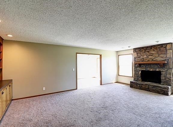 Living Room from Hall to Bedrooms