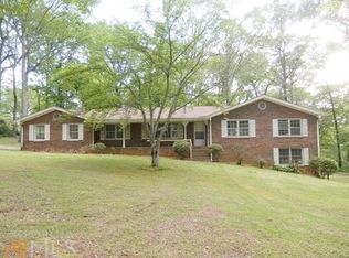 5778 Norton Cir, Flowery Branch, GA 30542