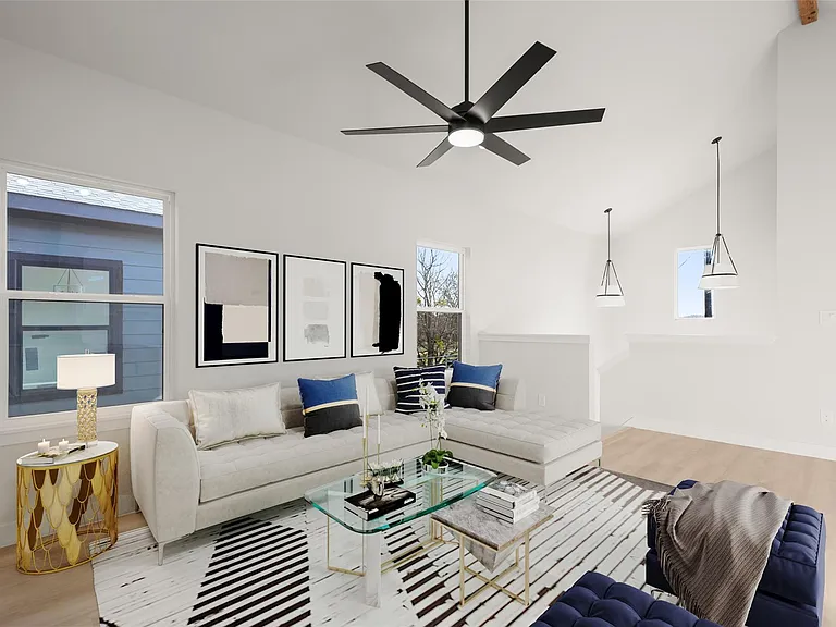 306 S Avenue P #B — Photo 17