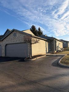 5698 Blendon Place Dr #74E, Columbus, OH, 43230