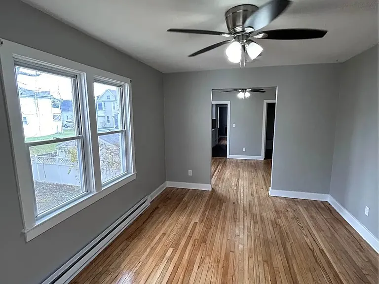 631 Mulberry Ave #631 — Photo 9