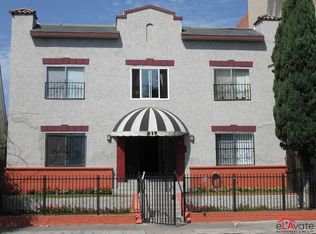 6815 Kelvin Ave., Winnetka, CA 91306