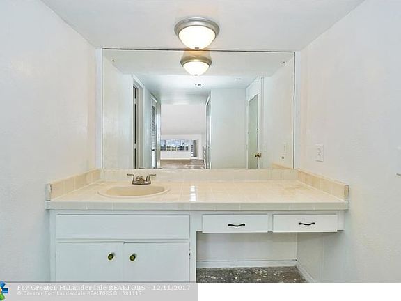 5th image of 328 N Ocean Blvd APT 407