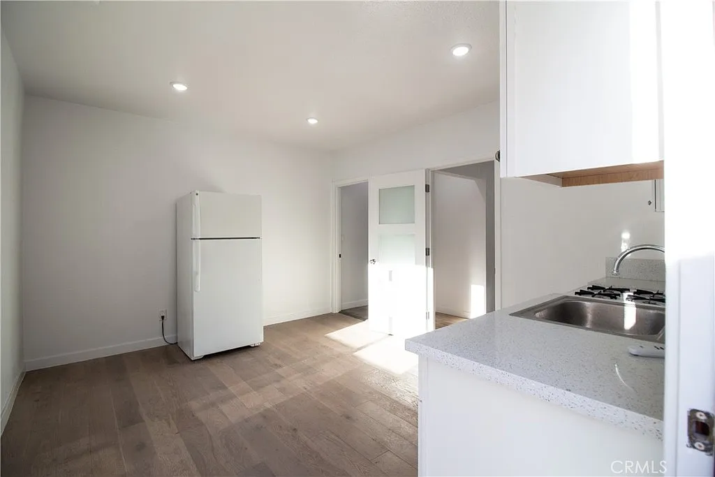 1 bed, 575 sqft, $1,800 — Photo 4