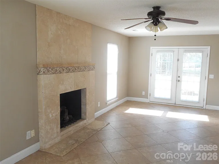 8431 Leeper Dr — Photo 6
