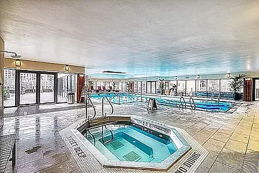 Rented by R New York