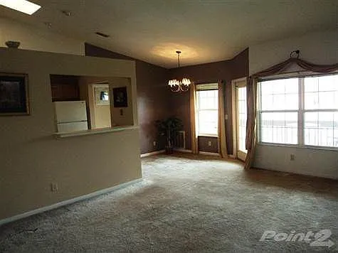196 Dogwood Dr photo 1