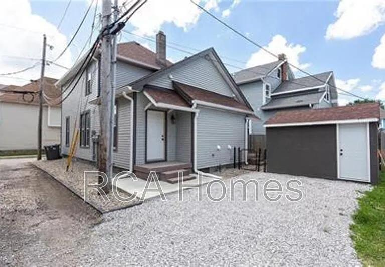 1026 Orange St — Photo 15