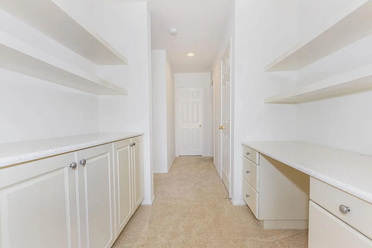 Arbor Lane Apartments — Photo 4