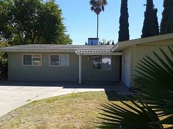 1st image of 3644 Centinella Dr