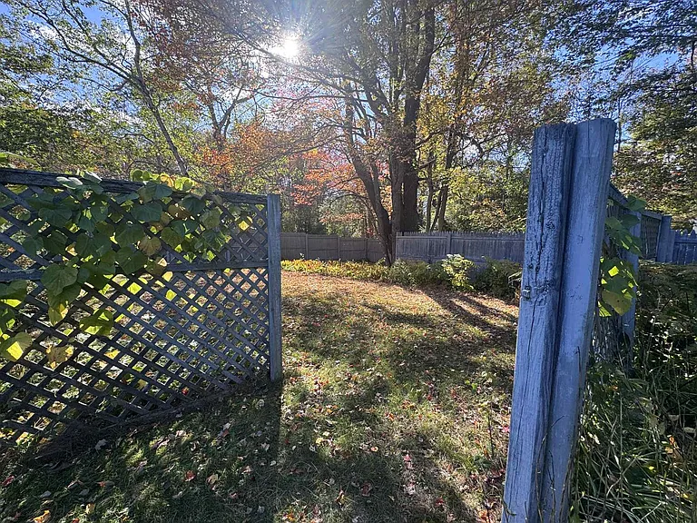 16 Richards Dr — Photo 40