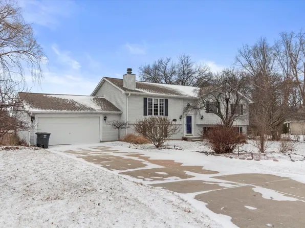 7765 South Mission DRIVE, Franklin, WI 53132