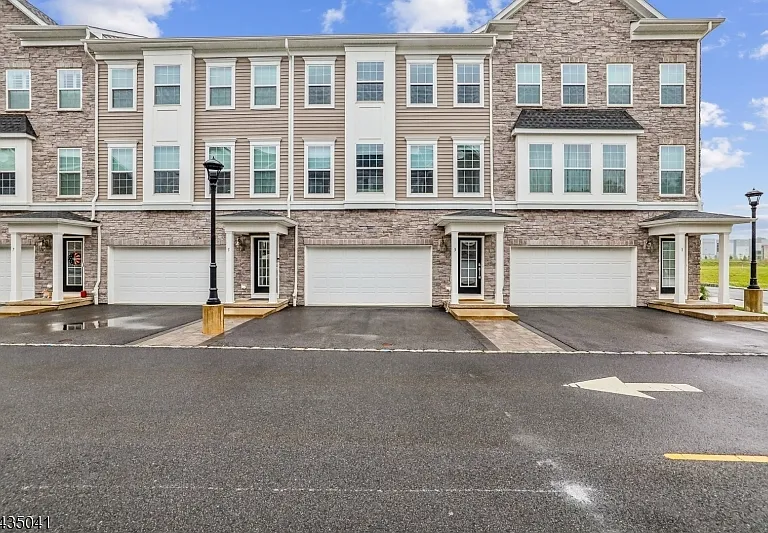 3 Coogan Ct — Photo 22