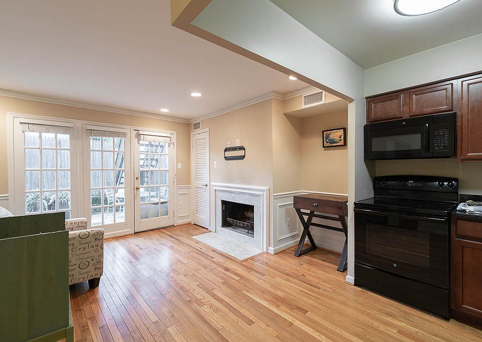 4515 Macarthur Blvd NW APT A, Washington, DC 20007 Zillow