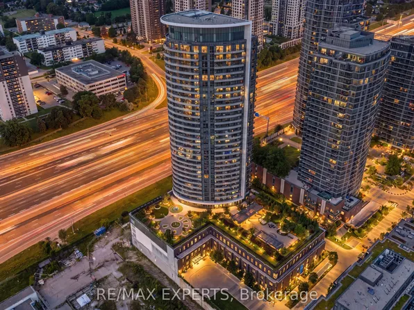 30 Gibbs Rd #1902, Toronto, ON M9B 0E4