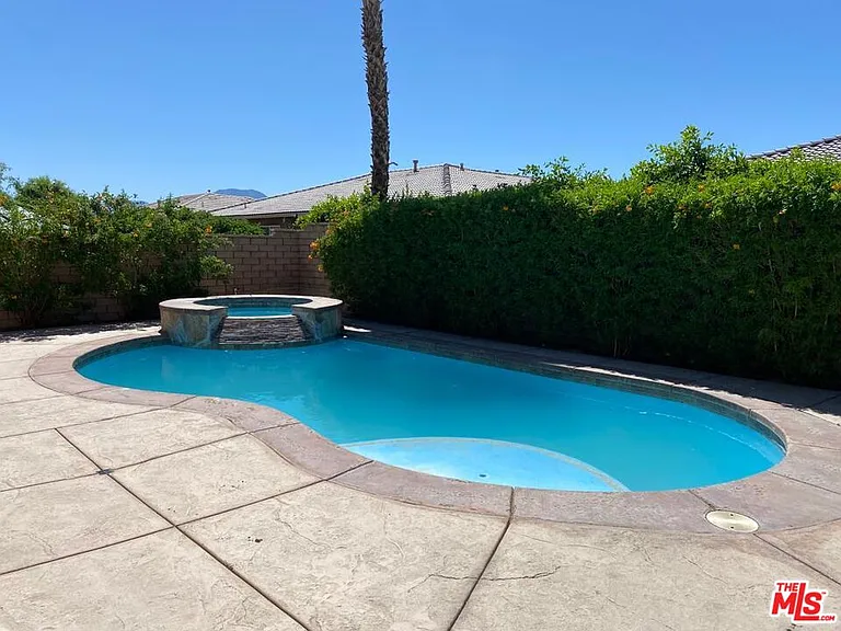 41183 Bank Ct — Photo 15