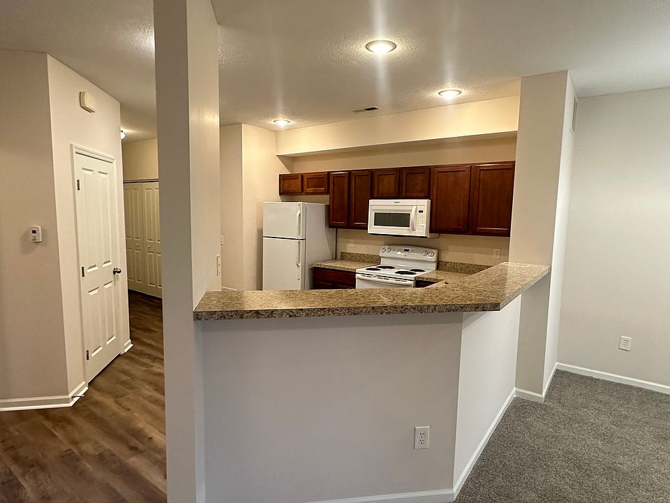 1st image of 6170 Kirklington Cir