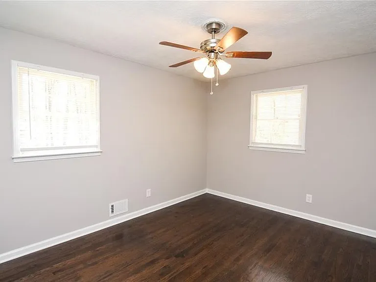 86 Regency Way SE — Photo 36