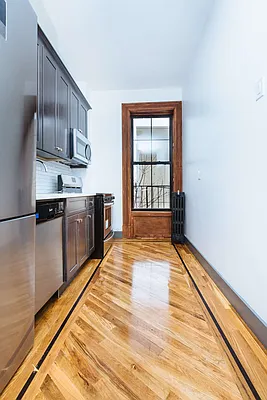 Rented by Nooklyn NYC LLC | media 27