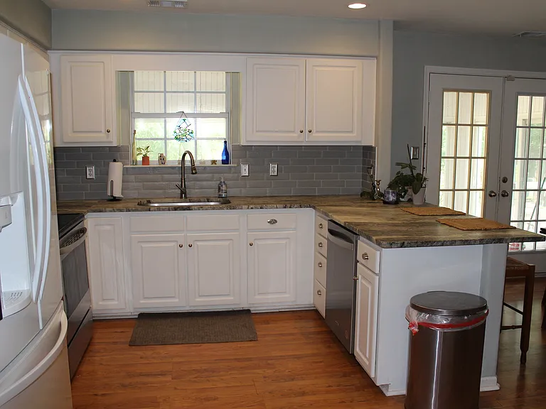 1740 Bernstein Dr — Photo 43