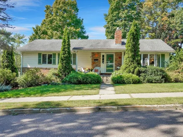 50 Lapointe Street, Winooski, VT 05404