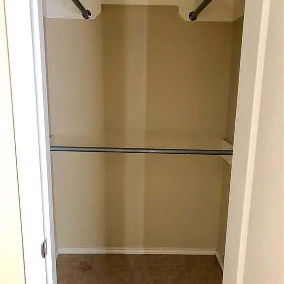 904 S Palm Dr #4 — Photo 16