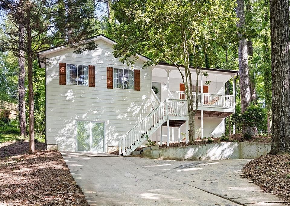 1st image of 405 Gray Fox Ct