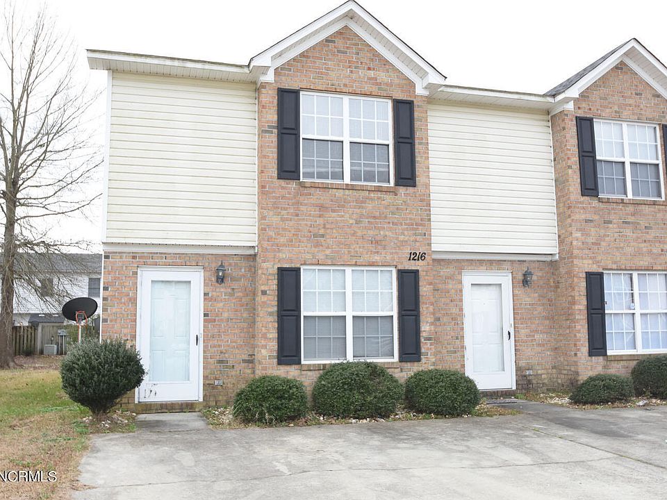 1st image of 1216 Westridge Ct #A