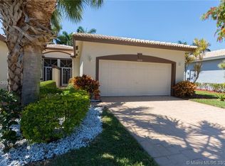 10600 Royal Caribbean Cir, Boynton Beach, FL 33437