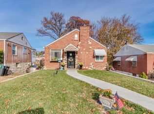 523 Kingston Dr, Saint Louis, MO