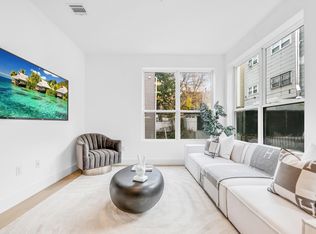 649 38th St #3004, Union City, NJ 07087