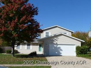 1203 Center St, Mahomet, IL 61853