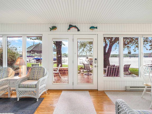 Enclosed Porch - Main Level