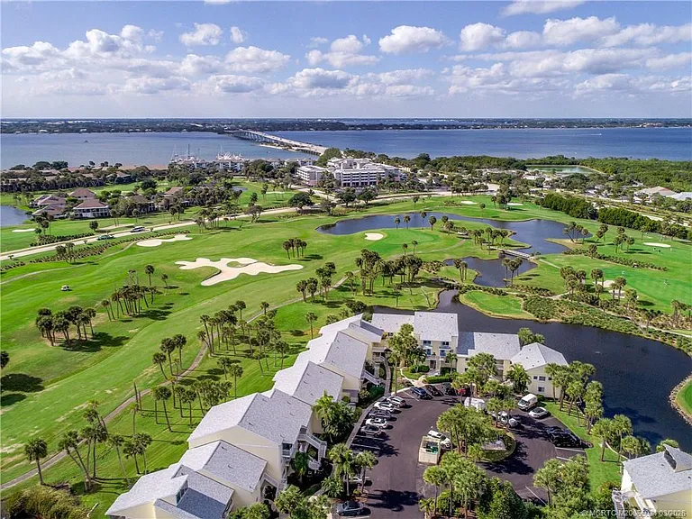 5553 NE Gulfstream Way — Photo 49