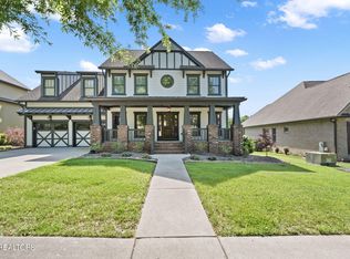 741 Bobcat Run Dr, Loudon, TN 37774