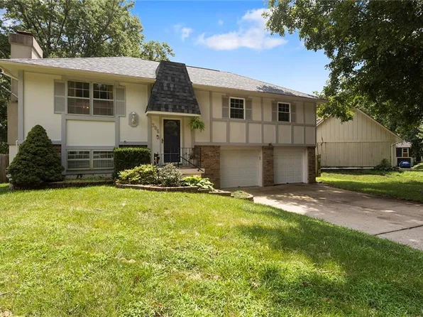 SW Rockwood St, Blue Springs, IL 61014