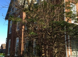 59 Woodrow Ave, Sinking Spring, PA 19608