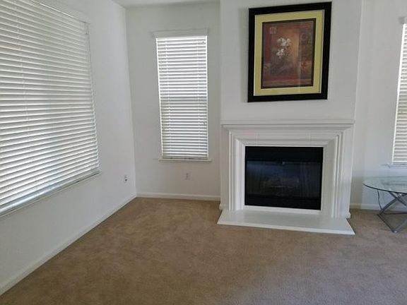 3rd image of 1831 Silk Wood Ln