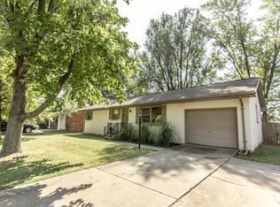 3001 Eastbrooke Dr, Evansville, IN