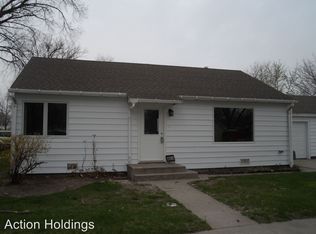 804 N Adams St, Grand Island, NE 68801