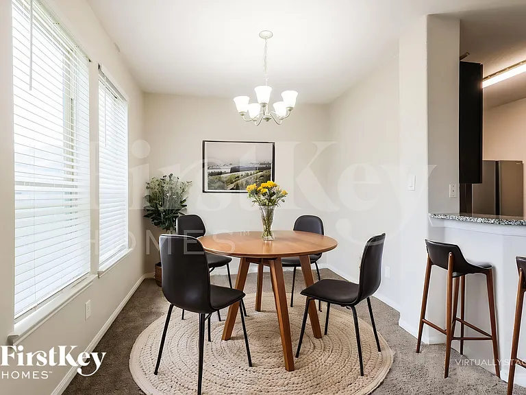 15141 Meadow Gln S — Photo 7