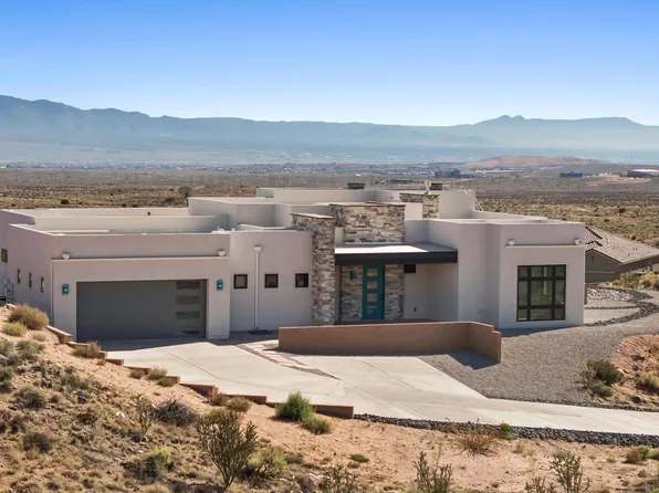 5617 Baranca Overlook Ct NE, Rio Rancho, NM 87144