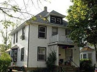 1060 Caulfield Ave SW, Grand Rapids, MI 49503